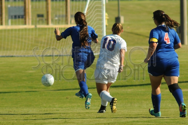 9-23 SA vs HA 127.JPG - MCKEEGAN D300S #1
